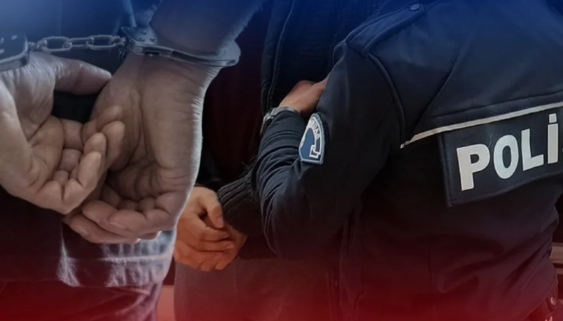 İzmir ve Muğla’da göçmen kaçakçılığı organizatörlerine yönelik düzenlenen ortak operasyonda