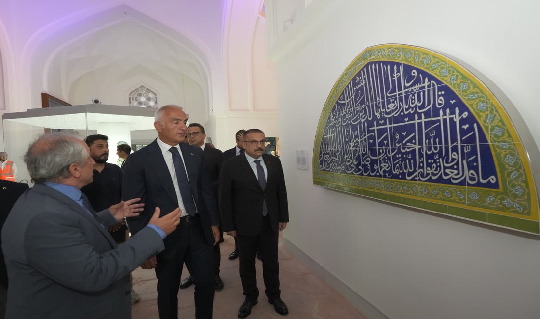 Kültür ve Turizm Bakanı Mehmet Nuri Ersoy, İstanbul Arkeoloji Müzelerinde