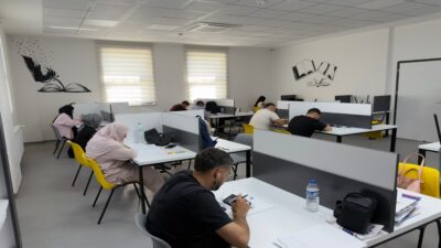 Battalgazi Belediyesi Ahmet Kekeç Semt Kütüphanesi, sınavlara hazırlanan öğrencilere sessiz
