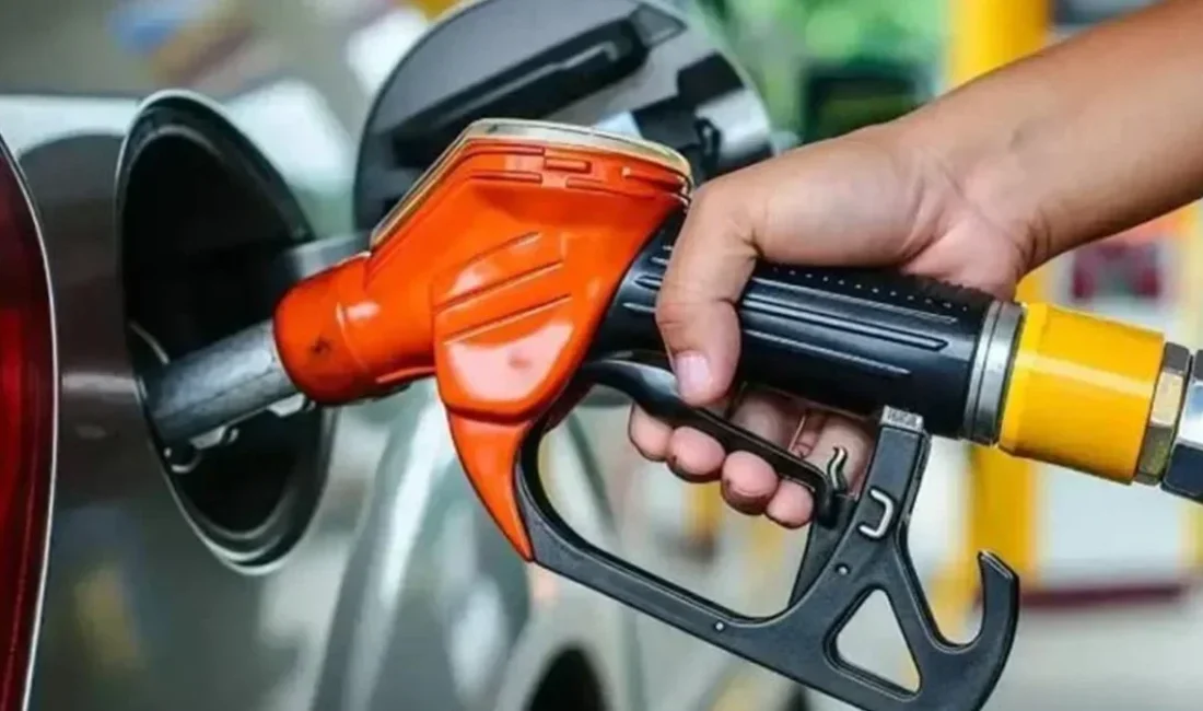 Akaryakıt fiyatlarında zam dalgası devam ederken, bu kez motorin fiyatlarında