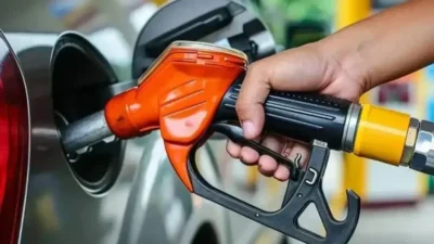 Akaryakıt fiyatlarında zam dalgası devam ederken, bu kez motorin fiyatlarında
