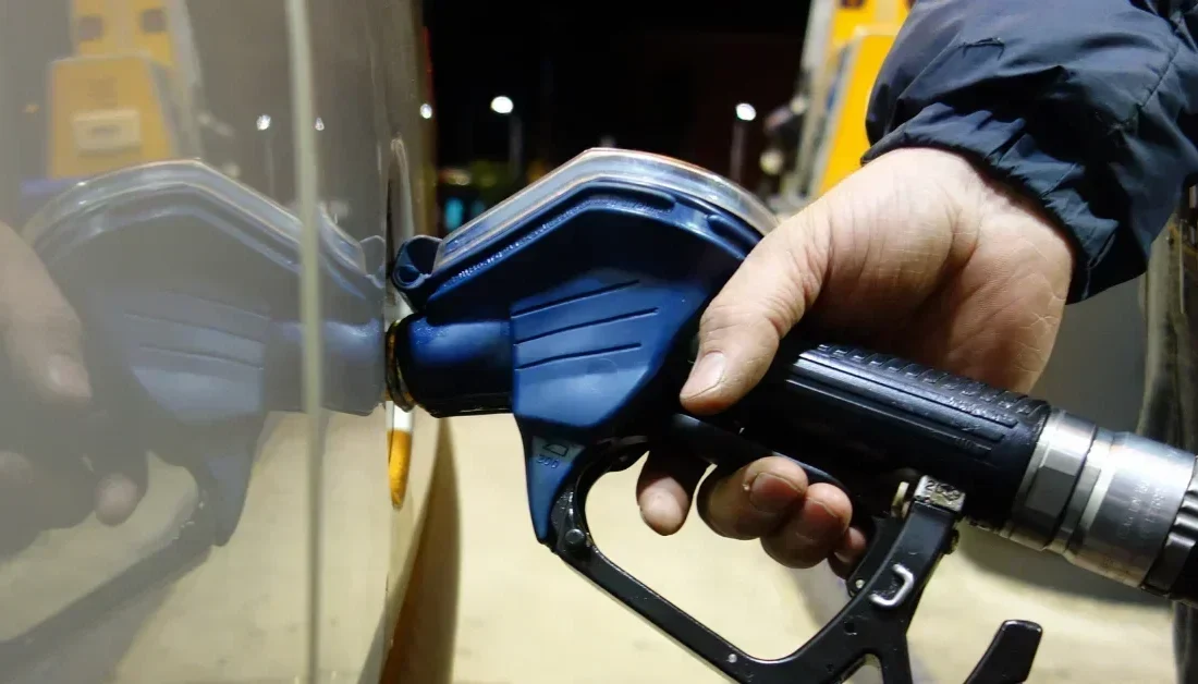 Akaryakıt fiyatlarında LPG ve motorin için yeni fiyat değişiklikleri gündemde.